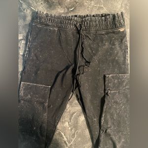 Victoria’s Secret PINK mineral wash Yoga legging Size large